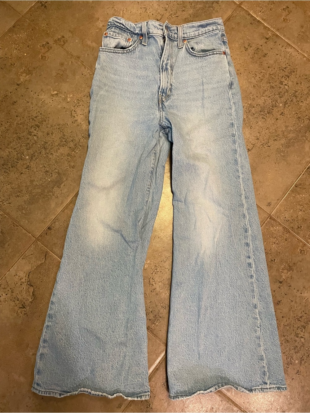 Levi’s Light Wash Women's Ribcage Bell Jeans